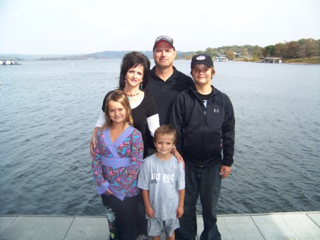 Lakeside Resort Kettells Family